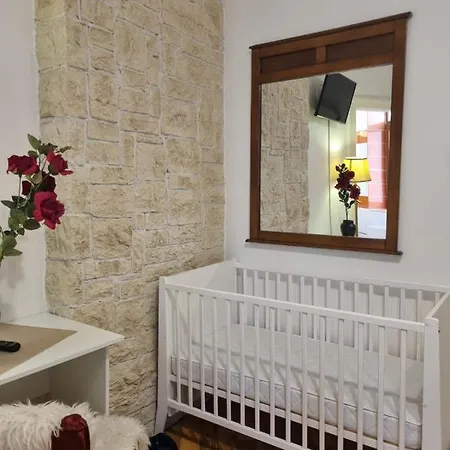 Golden - In The Heart Of Old Town Apartment Bucharest