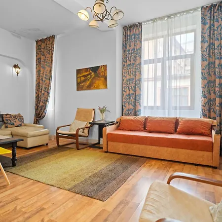 Apartment Golden Villa- In The Heart Of Old Town Bucharest