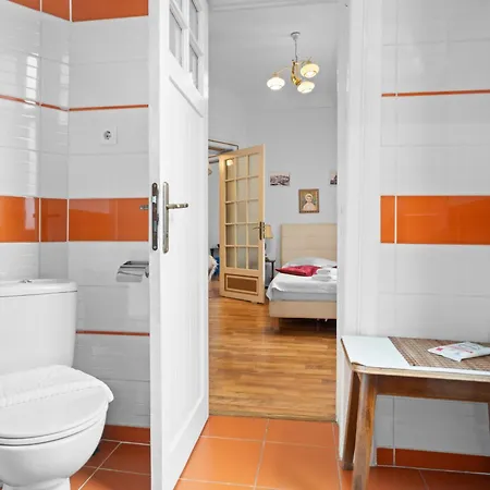 Golden - In The Heart Of Old Town Apartment Bucharest