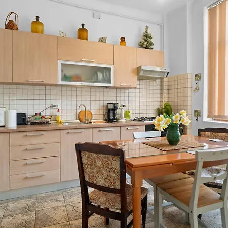 Apartment Golden Villa- In The Heart Of Old Town Bucharest