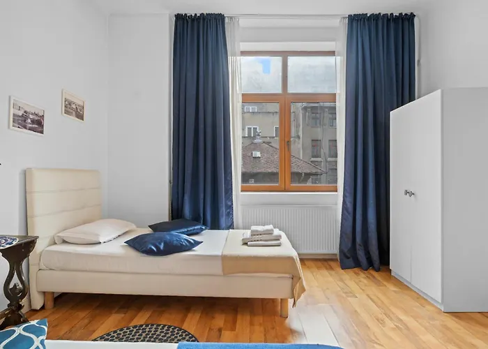 Golden - In The Heart Of Old Town Bukarest