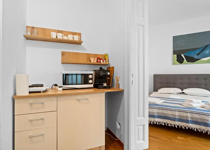 Golden - In The Heart Of Old Town Apartament *