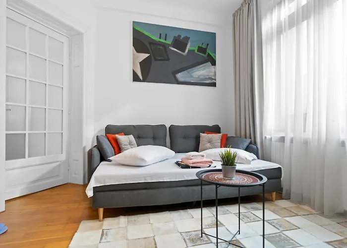 Golden - In The Heart Of Old Town