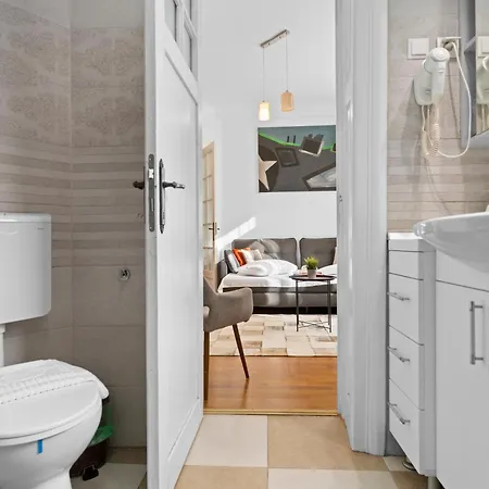 Golden - In The Heart Of Old Town 布加勒斯特